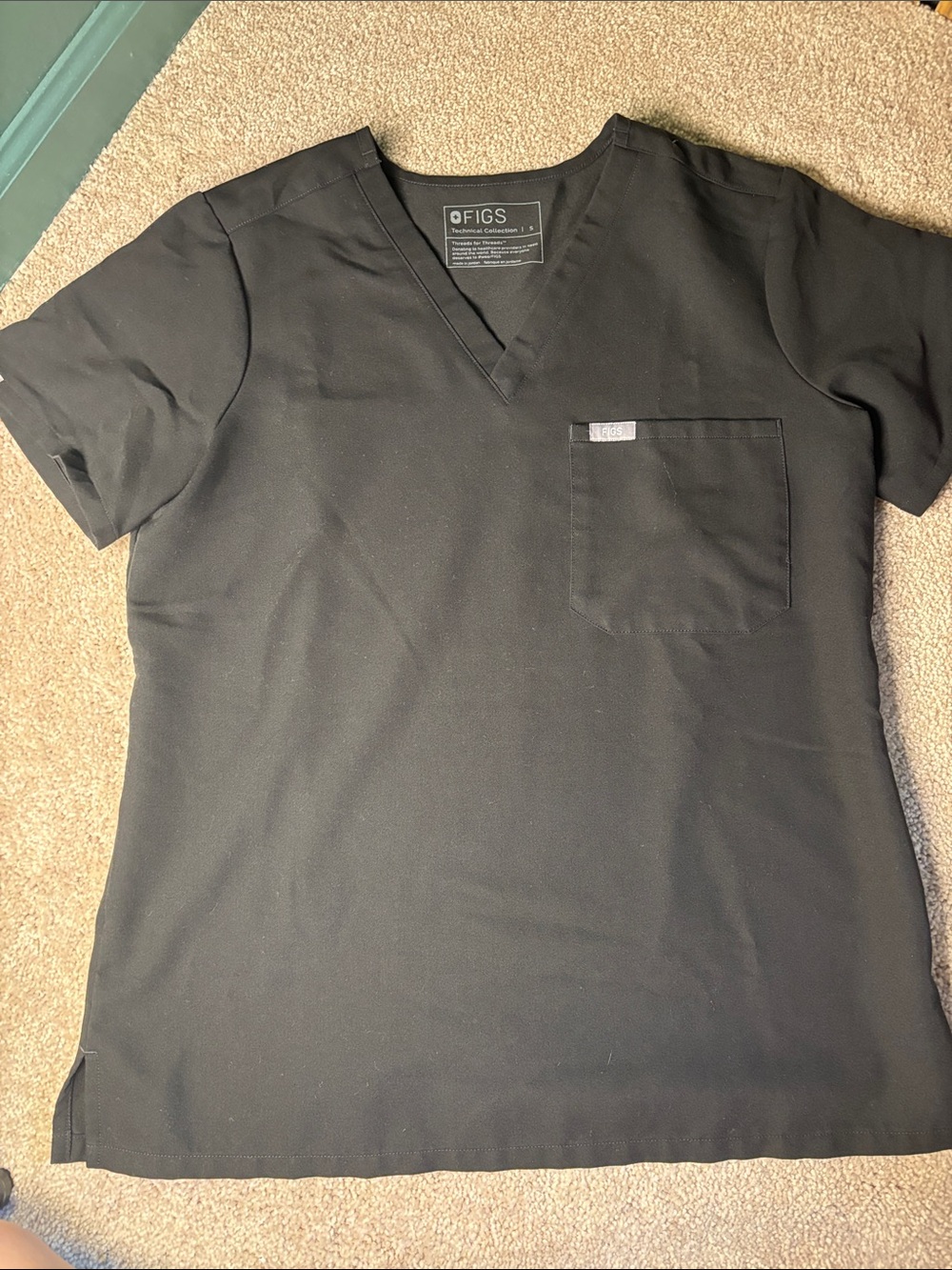 Figs Black V-Neck Short Sleeve Scrub Top